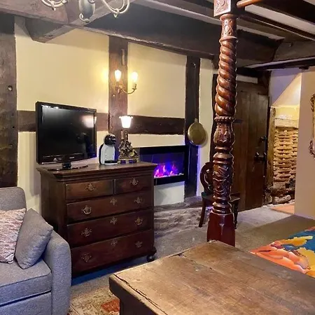 The Vauld, 2 Bedroom Suite With Bed And Breakfast Bodenham Exterior photo